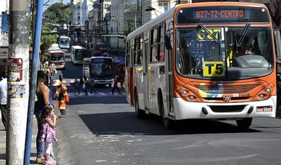 Rodoviários e Sinetram se reúnem para discutir possível greve em Manaus